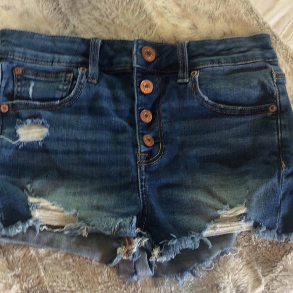 AEO SHORTIE 4